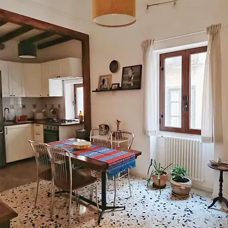 La Casa Nei Mondi شقة *